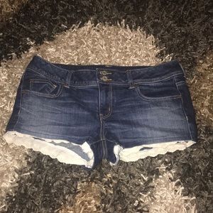 American Eagle sz 12 shorts